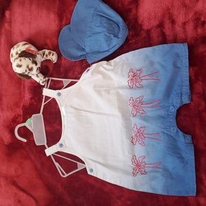 Infants Simply Basic Boys Romper with Hat. Size 6/9 months. White, blue and red.